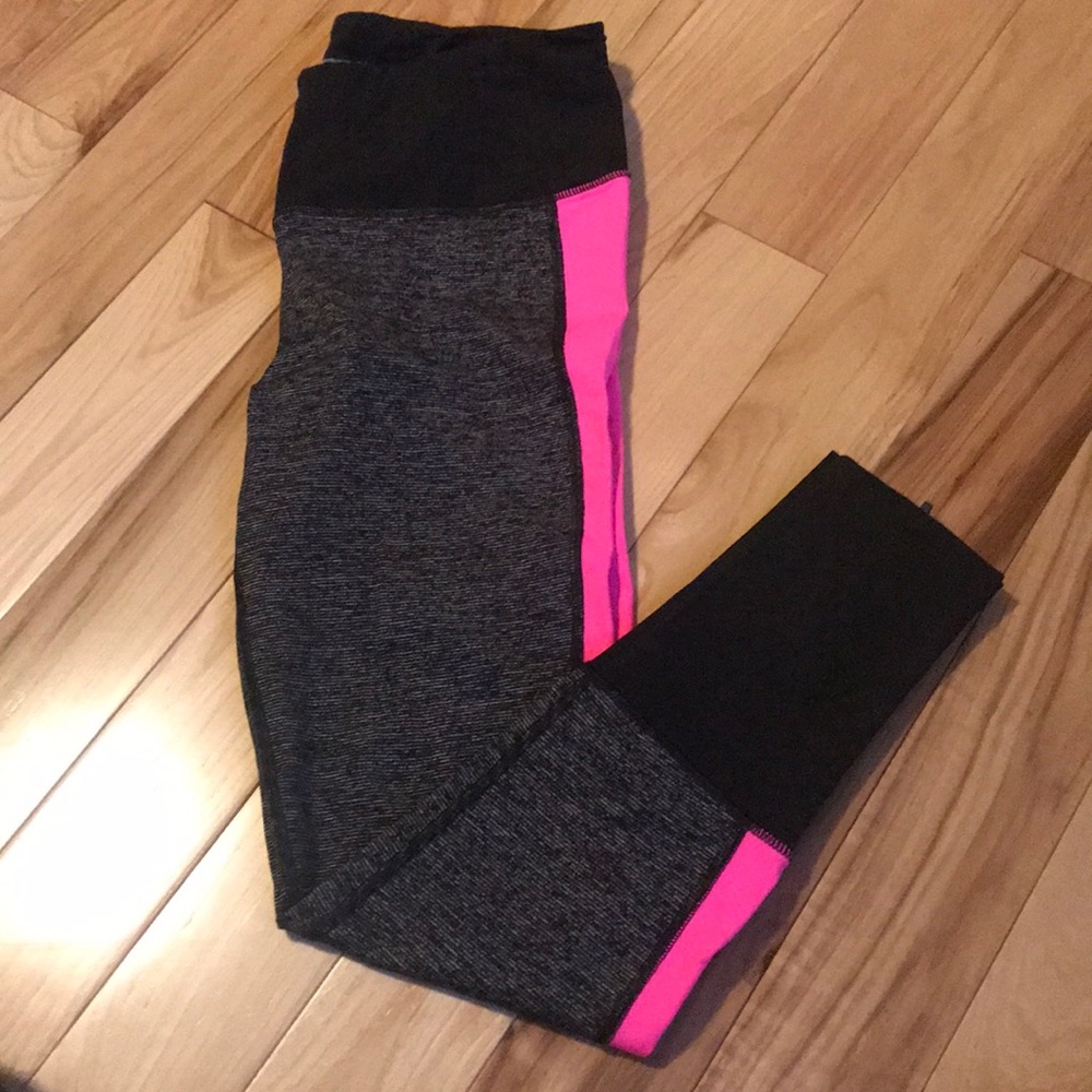 VS SPORT LEGGINGS ( Victorias secret)